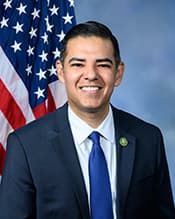 Portrait of Robert Garcia